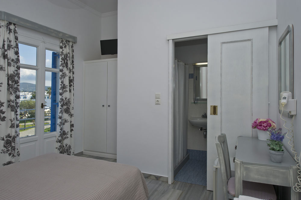 פארוס Hotel Oasis מראה חיצוני תמונה
